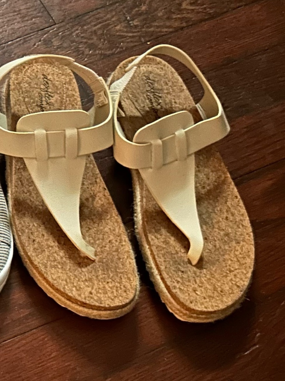 Women's Cream Thong Sandals with Cushioned Cork Footbed